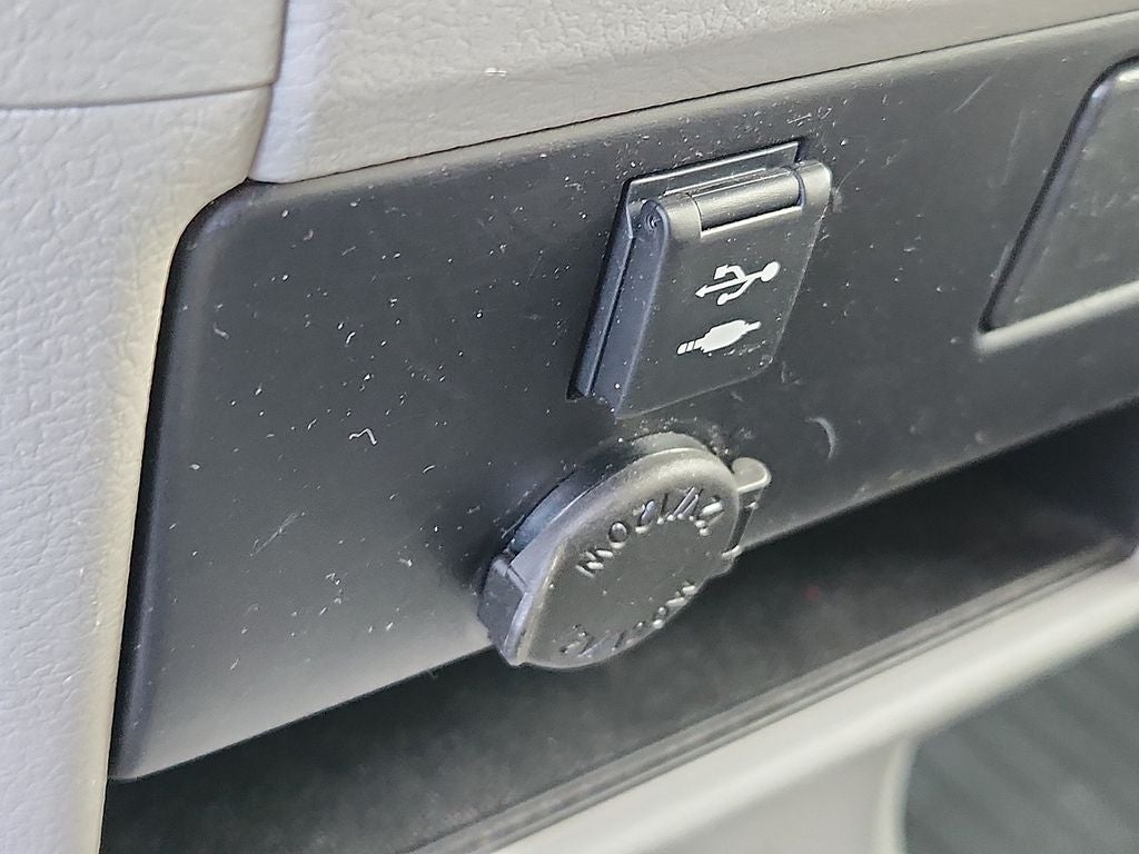 2020 Toyota Sienna L 7 Passenger