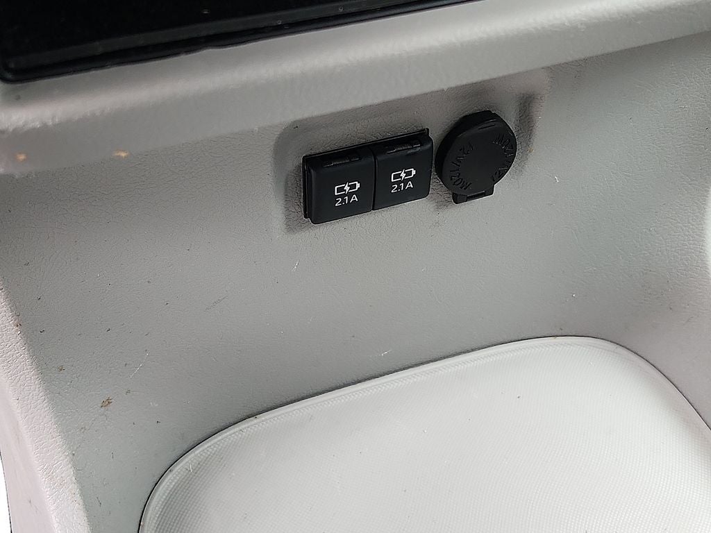 2020 Toyota Sienna L 7 Passenger