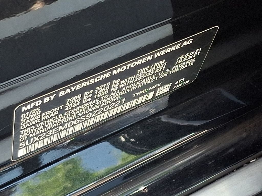2025 BMW X7 xDrive40i
