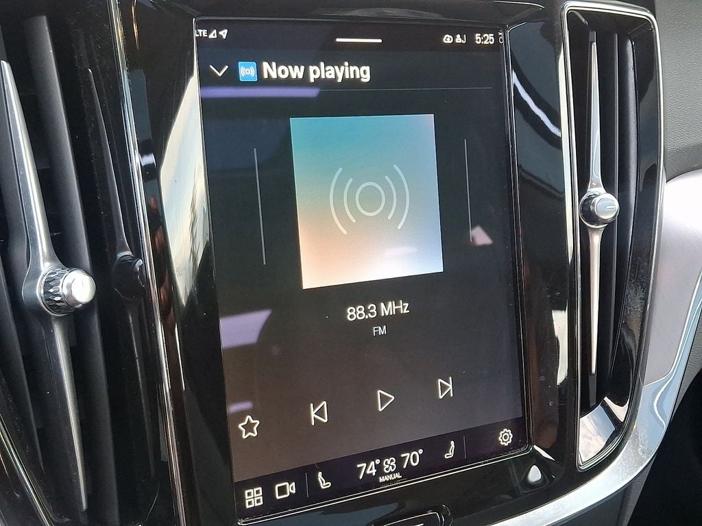 2024 Volvo S60 B5 Core Dark Theme 12.3 DIGITAL DRIVER DISPLAY, LAMINATED PANORAMIC S