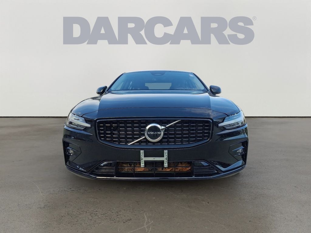 2024 Volvo S60 B5 Core Dark Theme 12.3 DIGITAL DRIVER DISPLAY, LAMINATED PANORAMIC S