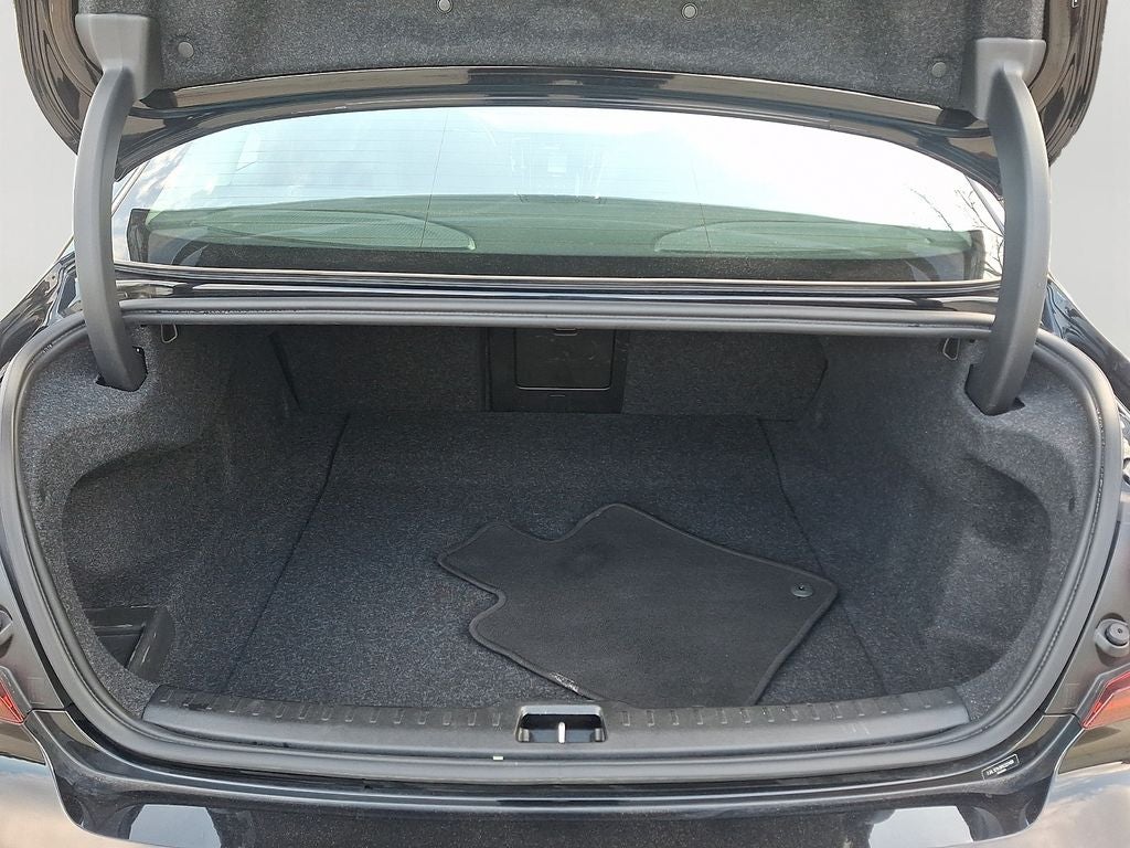 2024 Volvo S60 B5 Core Dark Theme 12.3 DIGITAL DRIVER DISPLAY, LAMINATED PANORAMIC S