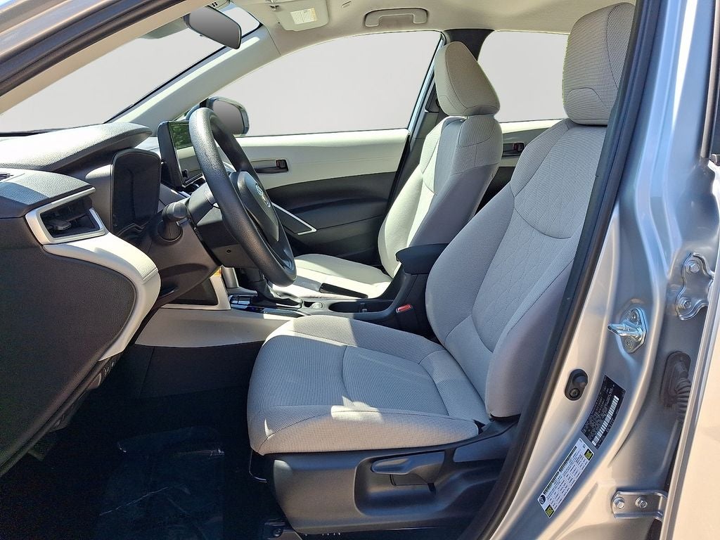 2025 Toyota Corolla Cross L BASE