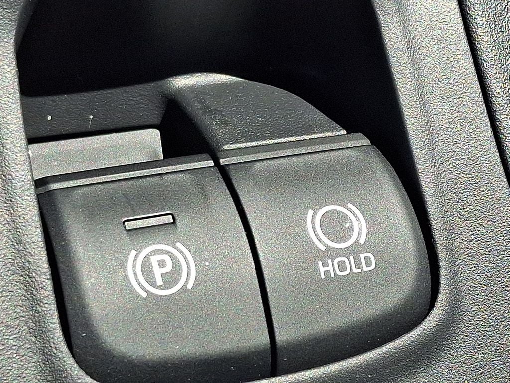 2025 Toyota Corolla Cross L BASE