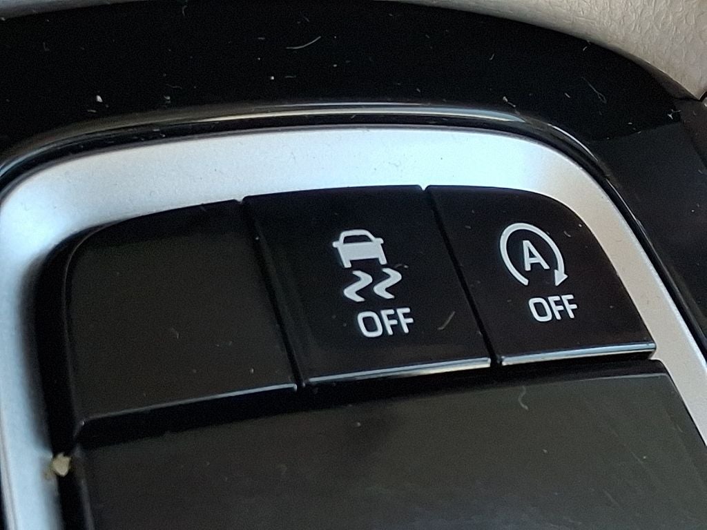 2025 Toyota Corolla Cross L BASE