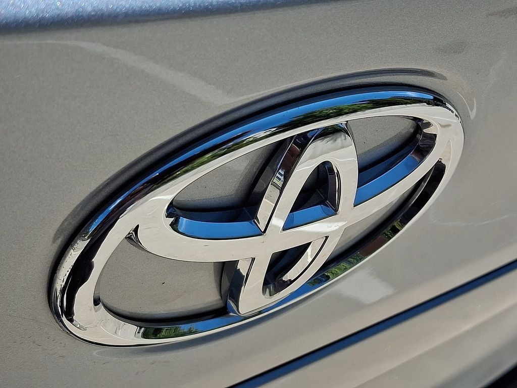 2025 Toyota Corolla Cross L BASE