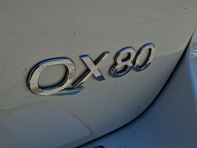 2022 INFINITI QX80 LUXE