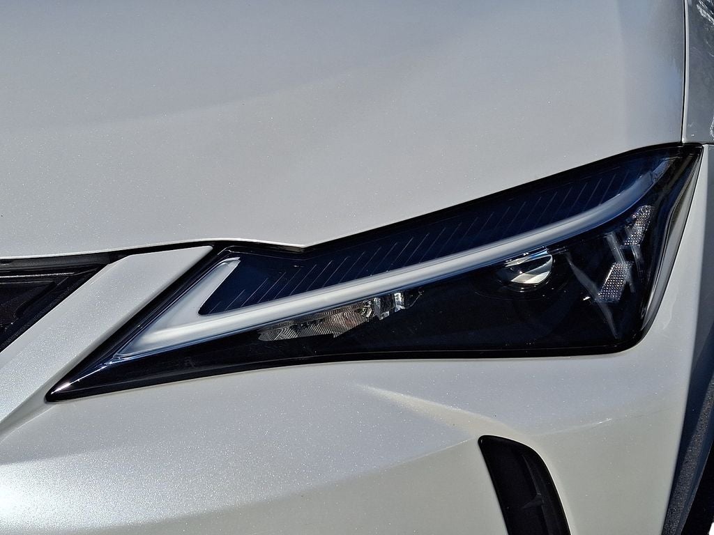 2023 Lexus UX 250h Premium 250h Premium PREMIUM PACKAGE, INTUITIVE PARKING ASSIST
