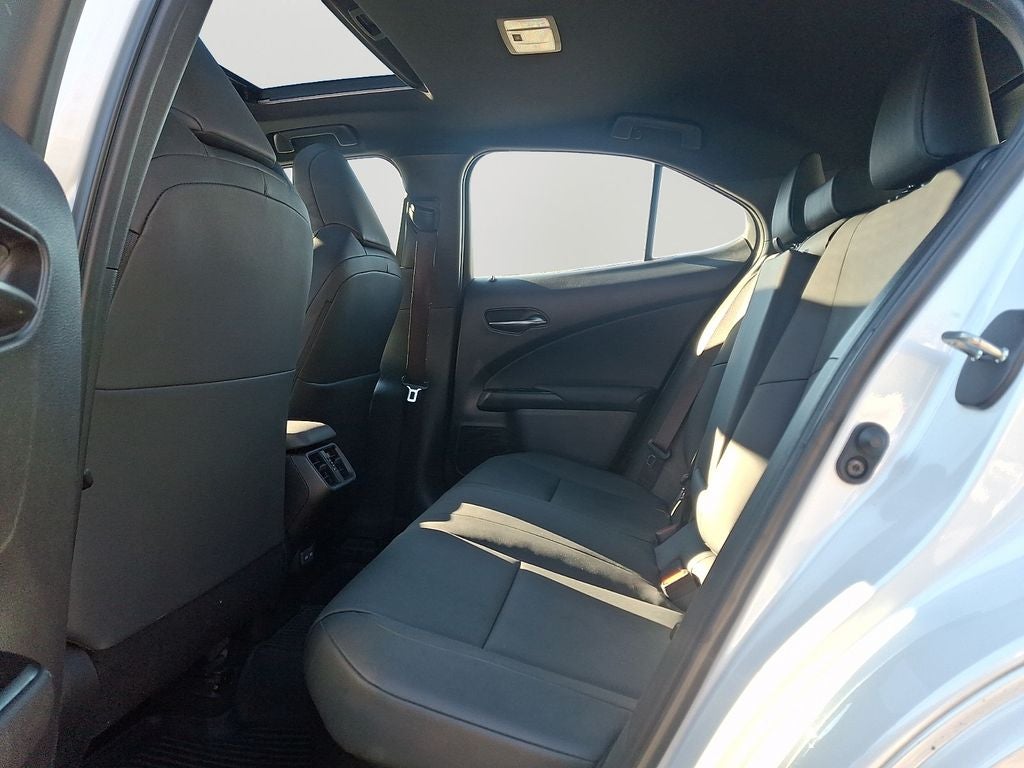 2023 Lexus UX 250h Premium 250h Premium PREMIUM PACKAGE, INTUITIVE PARKING ASSIST