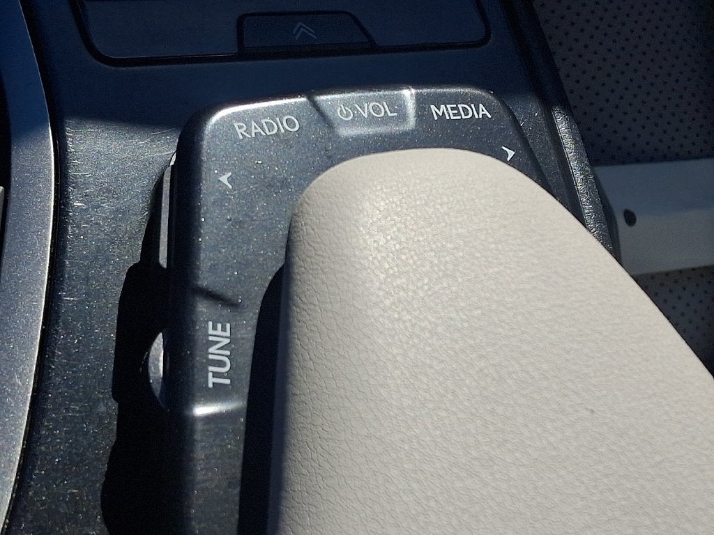 2022 Lexus UX 250h Base 250h Base