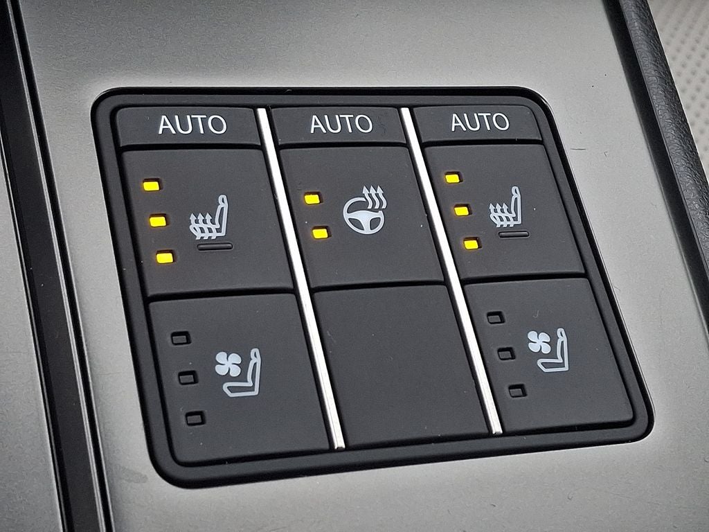 2026 Lexus UX 300h Premium 300h Premium COLD AREA PACKAGE, PREMIUM GRADE