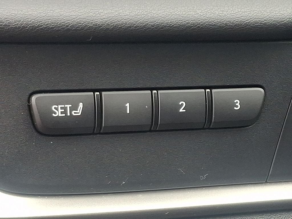 2023 Lexus RZ 450e Luxury 450e Premium