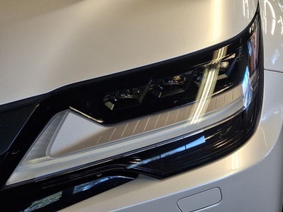 2022 Lexus LX 600 Luxury 600 Luxury APPERANCE PACKAGE