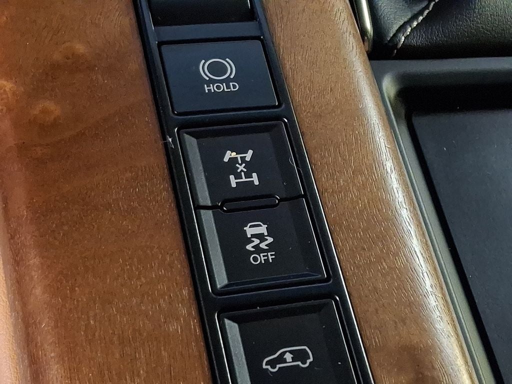 2022 Lexus LX 600 Luxury 600 Luxury APPERANCE PACKAGE