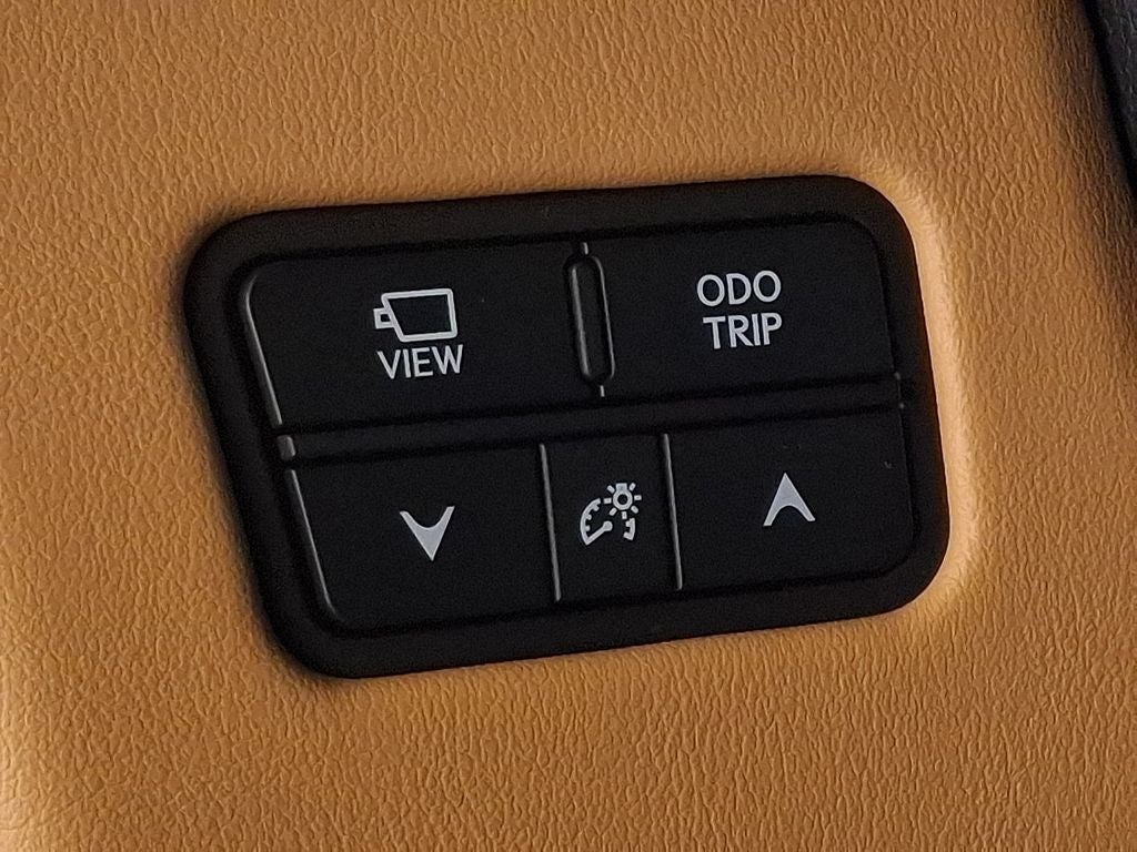 2022 Lexus LX 600 Luxury 600 Luxury APPERANCE PACKAGE