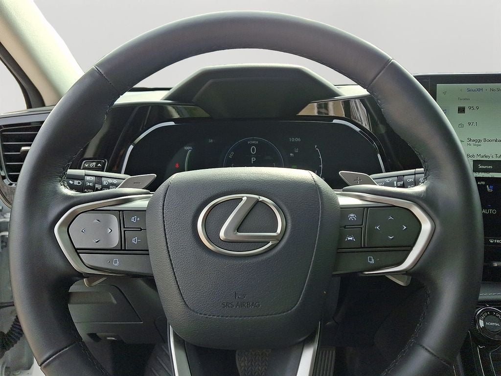 2024 Lexus NX 450h+ Luxury 450h+ Luxury