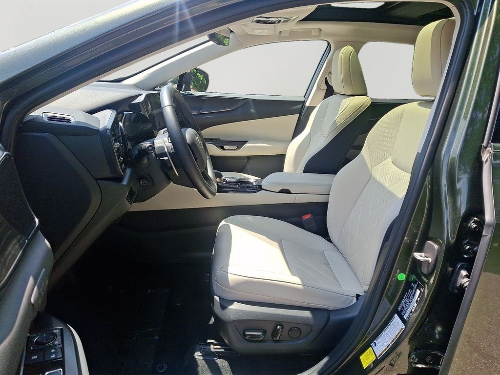 2025 Lexus NX 450h+ Luxury 450h+ Luxury