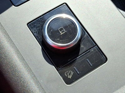 2024 Land Rover Discovery S