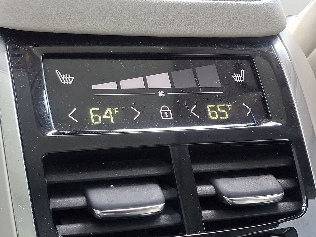 2021 Volvo XC90 T6 Inscription