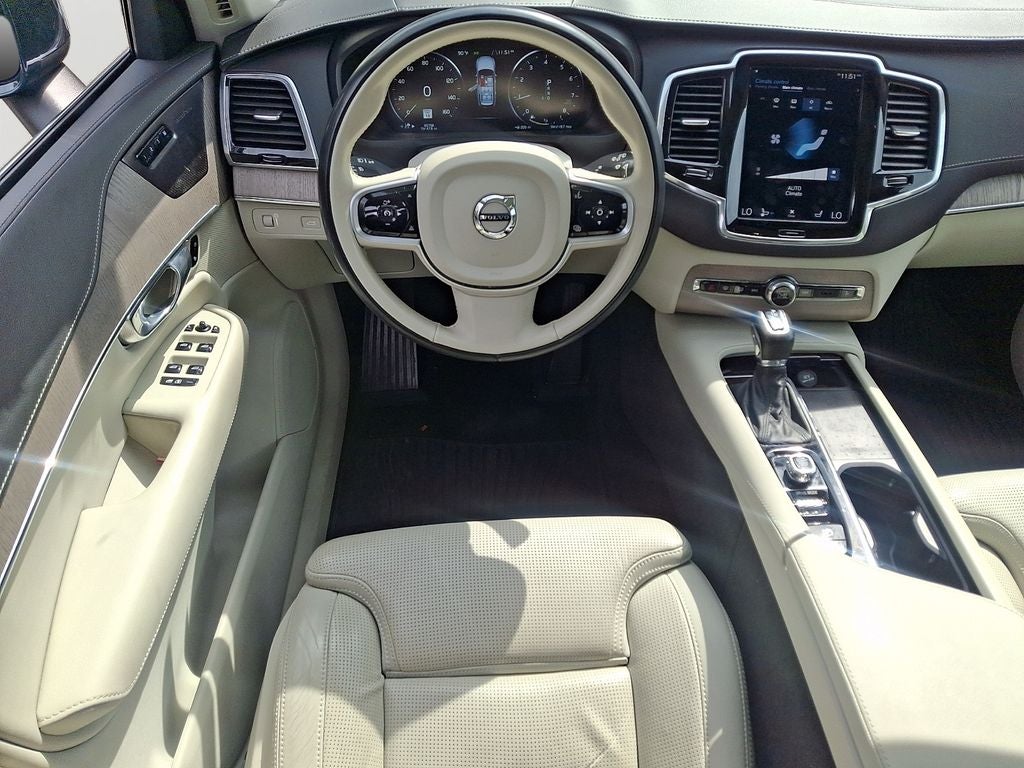 2021 Volvo XC90 T6 Inscription
