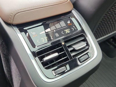 2022 Volvo XC60 B5 Inscription