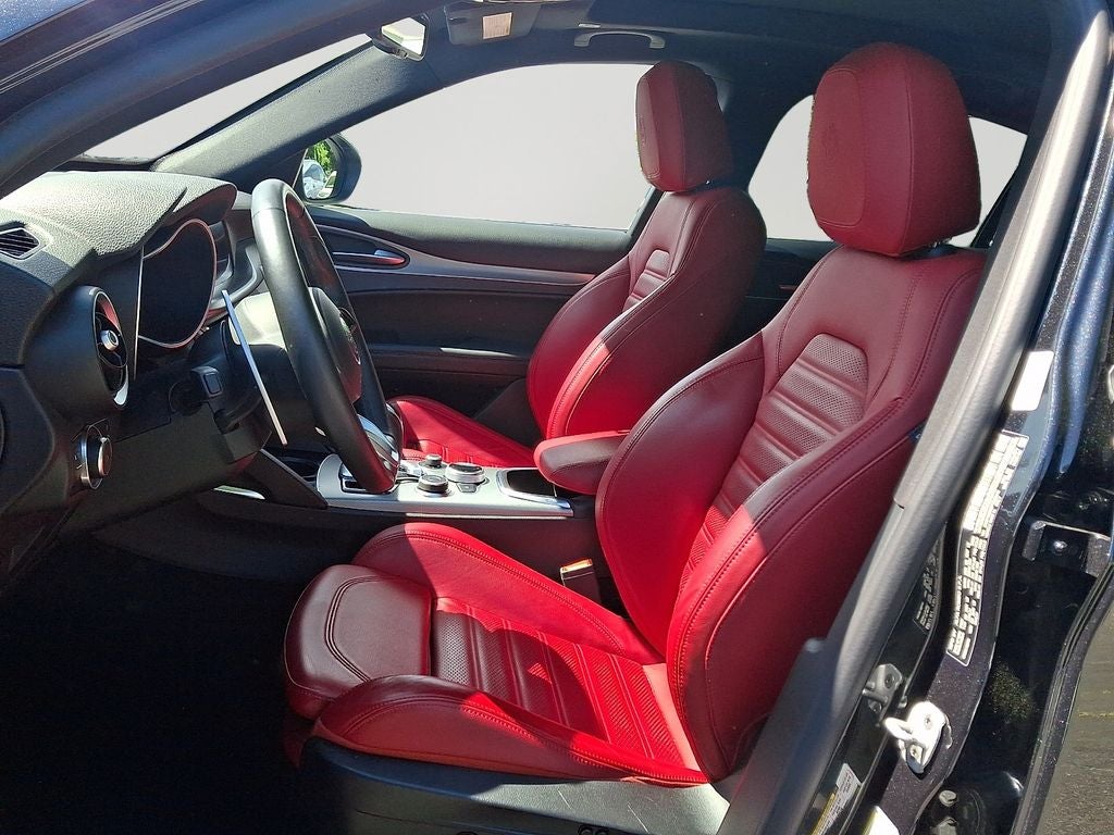 2023 Alfa Romeo Stelvio Veloce