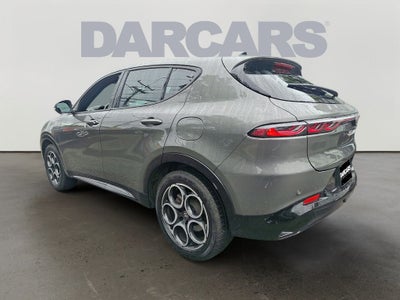 2025 Alfa Romeo Tonale Base