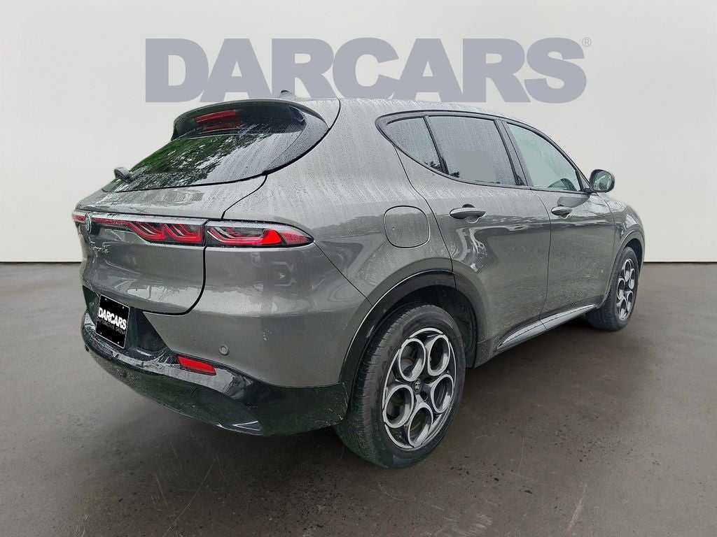 2025 Alfa Romeo Tonale Base